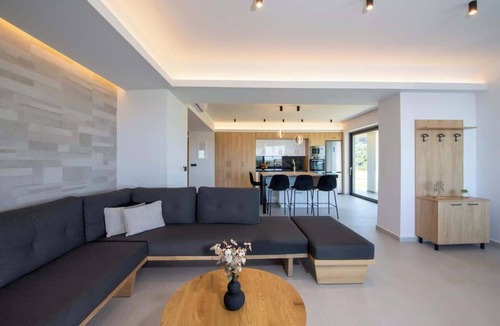 Agia Villa | Villa Arithea
