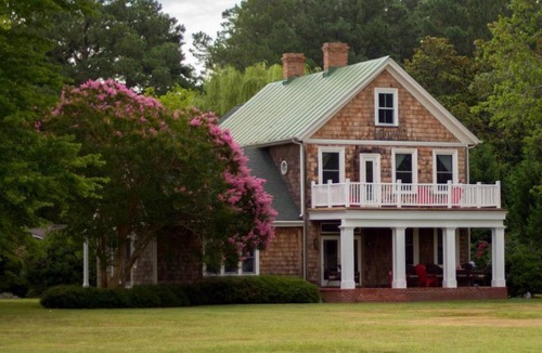 Ware House | Waterfront Farmhouse, Private Pool, Dock, 2 Master Suites - Book 8/26 - 9/1