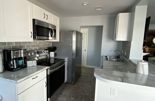 Port Clinton Condo | Waterfront Marina View Condo - Walk to Jet Express & Downtown Port Clinton