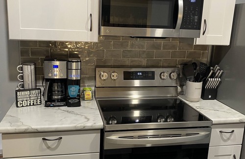 Port Clinton Condo | Waterfront Marina View Condo - Walk to Jet Express & Downtown Port Clinton