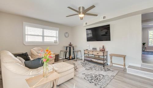 1 Mi to Dtwn: Home w/Furnished Patio in Pensacola in Pensacola