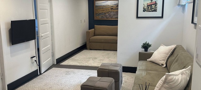 1BD 1,000sf Private Suite, 2 blocks from Pearl St. in Boulder