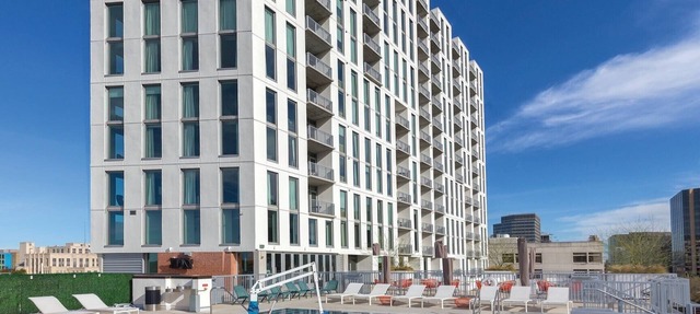 1Bed/1Bath - Gorgeous Downtown Austin Resort! in Austin