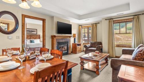 1BR Perfect View of ski resort Base Area Luxury in Crested Butte