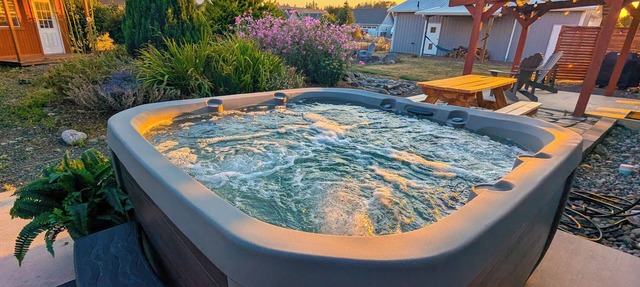 2.5 Acre Retreat with Breathtaking Mountain Views. New Hot Tub! Walk to Beach! in Sequim
