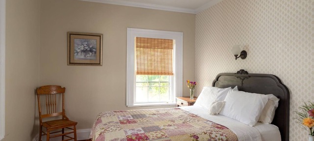2 bedroom Suite at the historic Port Albert Inn in beautiful Port Albert, Ontario! in Ashfield Colborne Wawanosh