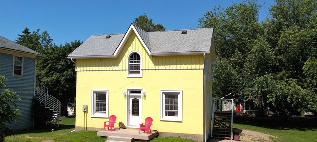 2 bedroom Blacksmith Guest House - Upper unit in beautiful Port Albert, Ontario in Ashfield Colborne Wawanosh
