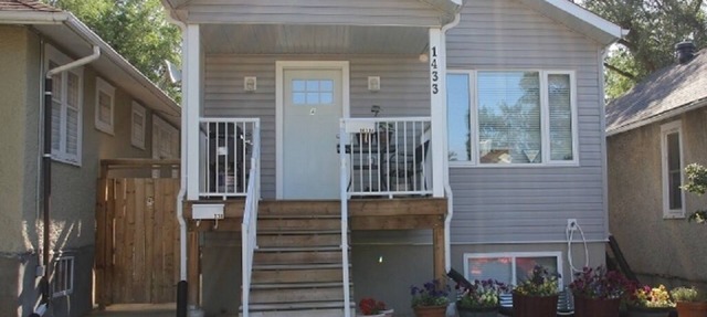 2 Bedroom 1/2 Block From Mosiac and Pasqua Hospital in Regina