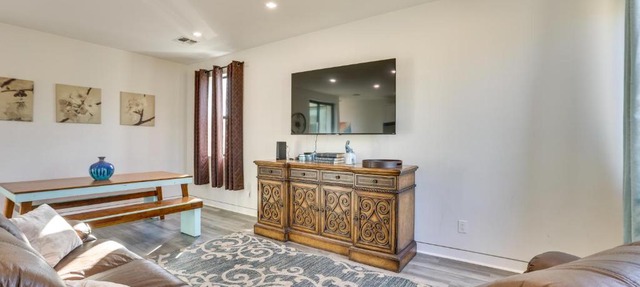 2 Mi to Dtwn Shops & Eats! Phoenix Apartment in Phoenix