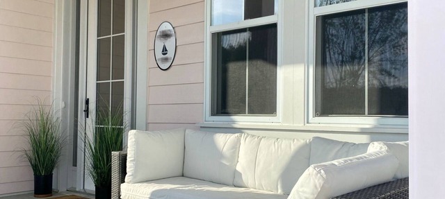 2026-27 October to May deep discount special pricing! Please contact for rates! in Port Sranley