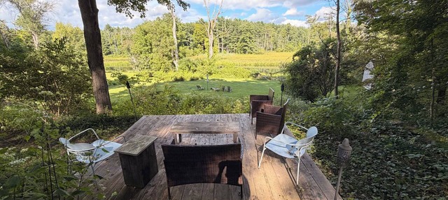 3-bedroom duplex in Stockbridge on the river in Stockbridge