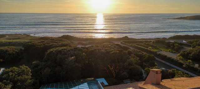5* Villa Casa Luciana Cayola: 1000m², Oceanfront, Pool, Spa, 15 guests in Talmont-Saint-Hilaire