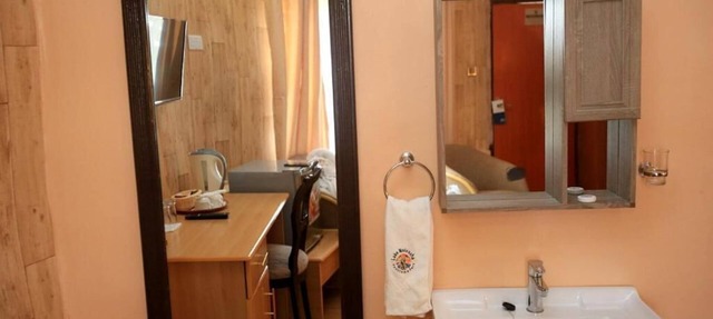 6 BEDROOM SAFARI HOUSE By Panorama Park hotel in Naivasha