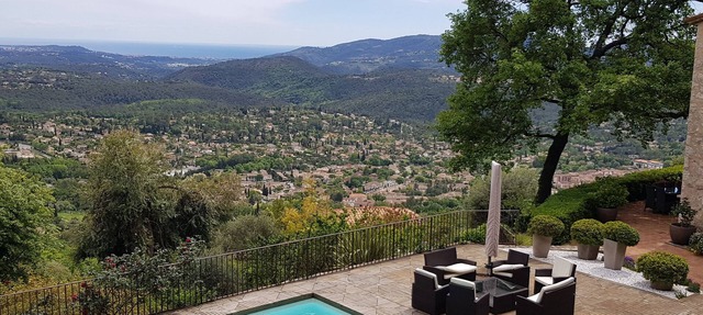 9 pers 220 m² Authentic Provencal farmhouse in Ostal in CABRIS