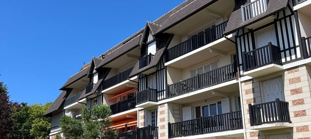 A little Normandy getaway just 5 minutes from the sea! in Tourgéville
