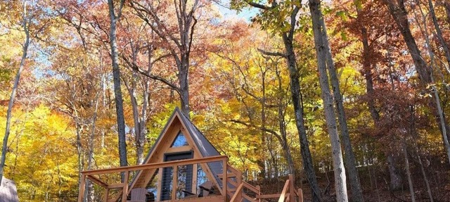 Acadia/Rustic Lakeview Cabin- 2 Person A-Frame in Franklin Township