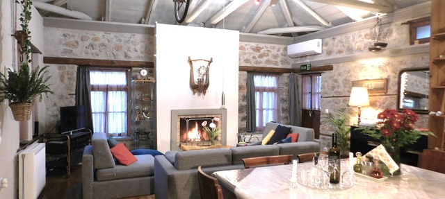 Agoriani Art Suite - 4 seasons' natural living in Lilaia