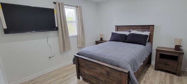 Airport Oasis - Remolded home less than 5 minutes from the airport in Moline