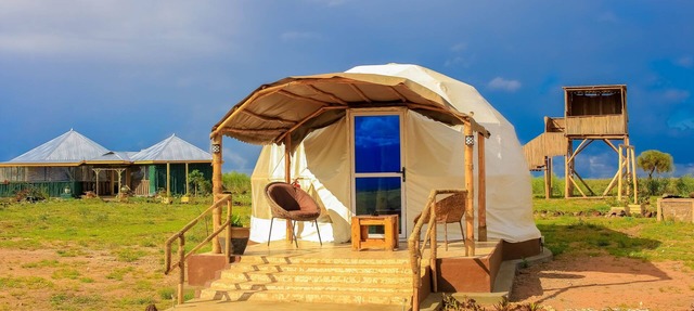 Amanya Tent Sleeps 2 with Mt Views in Amboseli