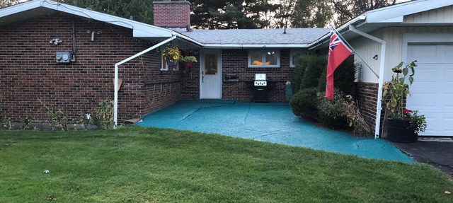 An adults-only age 18+ one-of-a-kind Guest House in Iron Bridge, Ontario Canada in Iron Bridge