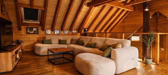 Architect-designed chalet with spa and panoramic views 3 bedrooms, children's area in Kruth