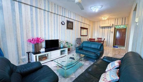 Beachfront Bliss with 3BR Sea View PD Glory Beach Resort in Port Dickson