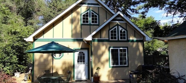 Beautiful cottage - great location in Old Town near Colorado State University! in Fort Collins