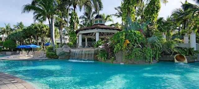 Beautiful Fiddlers Creek, Coach Home, Naples Florida in Naples