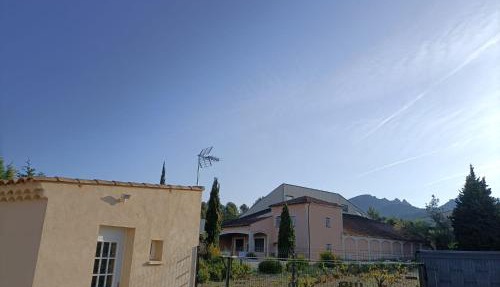 Bienvenue au Dormidou en Provence ! in Vacqueyras