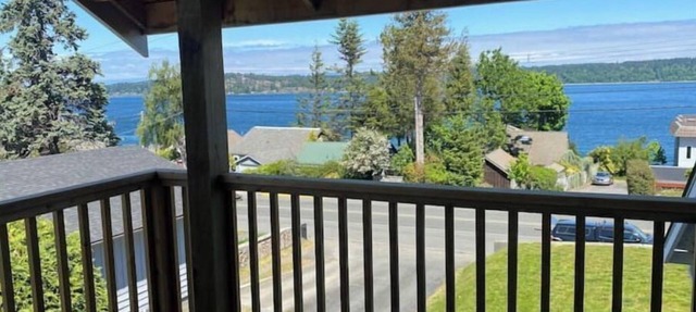Blue Anchor - Port Suite in Campbell River