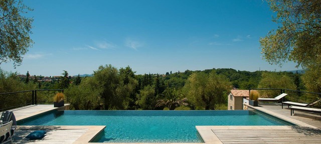 "BRAMAFAM"LUXE PROPERTY. 2Hectar garden. CLOSE TO CANNES/VALBONNE.VAT INCLUDED ! in Châteauneuf-Grasse