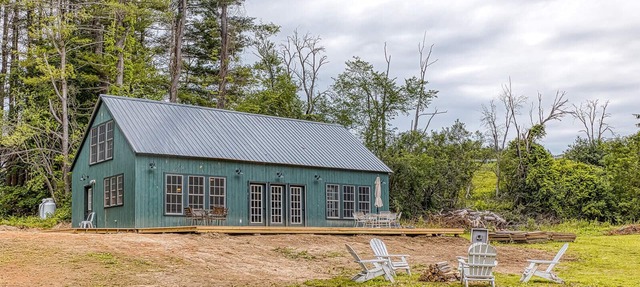 Brand New Barn House w/EV charger in Stockbridge