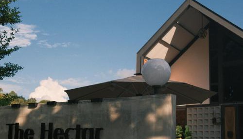 BRIC by The Hectar Private Pool Villa Janda Baik in Bentong