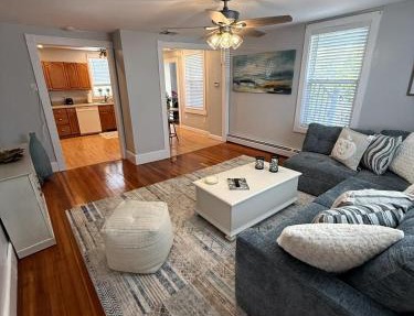 Bright 2BR by the Beach & Near Historic Salem in Beverly