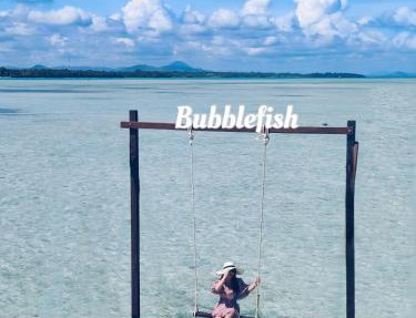Bubblefish Water Villa in Kampong Bum Bum