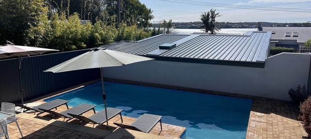 Bundeena Base Art House, Sea View with Solar Heated Pool EV Charger available in Bundeena
