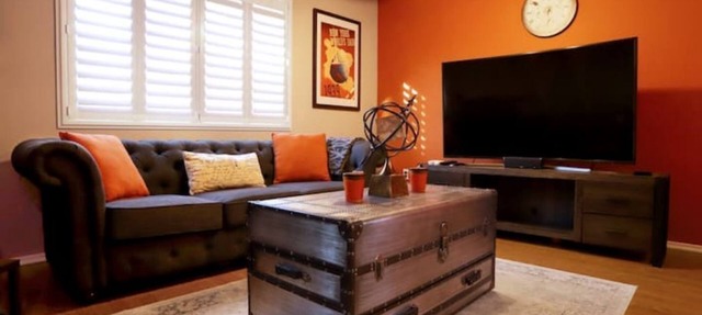 Bungalow Offering the Best of LA & OC in Long Beach