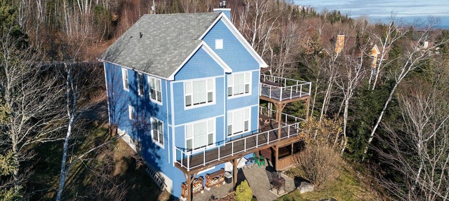 SPA & Mountain View | Condo Lapaix-Ski in Petite-Rivière-Saint-François