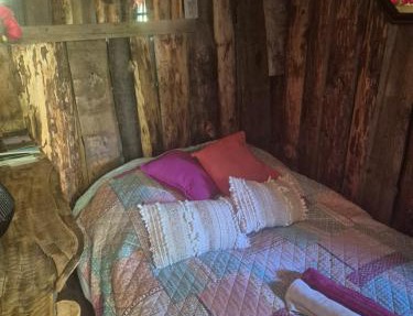 Cabane en Cévennes in Saint-Germain-de-Calberte