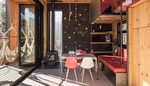 Cabin Zoobox 56 in Eastman