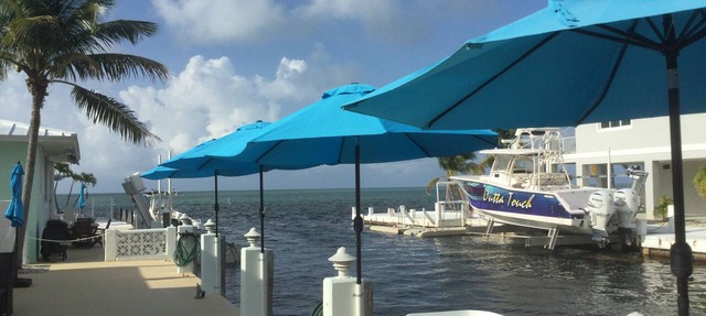 Canal Front, Ocean View, Ice Machine, 60' Prime Dockage! in Marathon