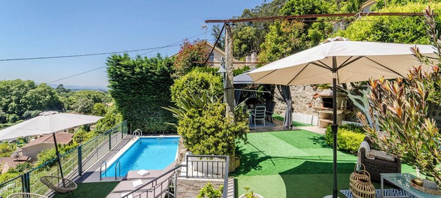 Casa das Caldas - dream home with private pool on the way to Geres in Amares