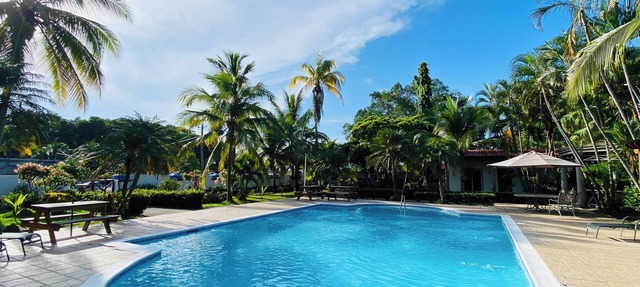 Casa Paradise Contiguo a la Playa con Piscina in Jutiapa