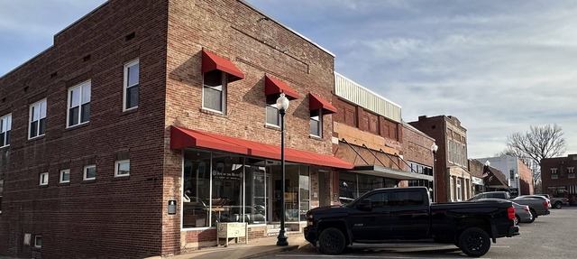 Centerville's Charming Town Square, Cozy Apartment in unique Historic Building in Centerville