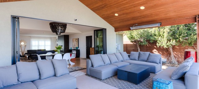 Central Boulder/Outdoor "Living Room" w/mountain views/walk downtown in Boulder