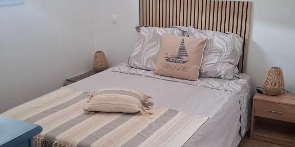 Chambre d'hôtes Nova, petit déjeuner en supplément 5 euros par personne in Saint-Pair-sur-Mer