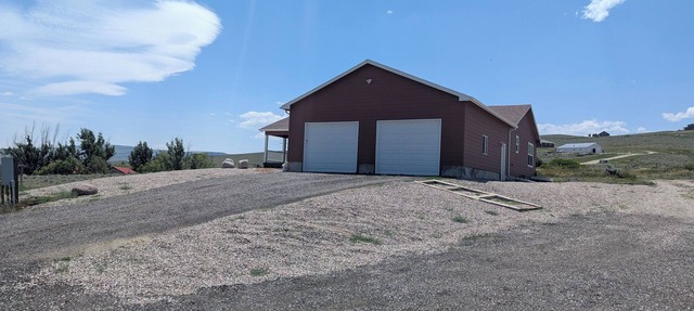Charming 3-bedroom house with AC, WiFi in beautiful Lander in Lander