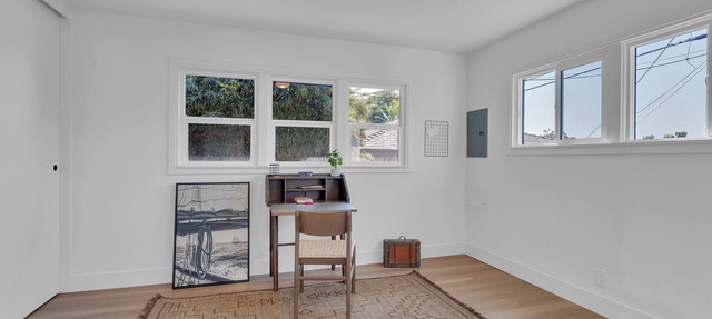 Charming 4-bedroom house with WiFi and AC in brilliant Inglewood in Inglewood