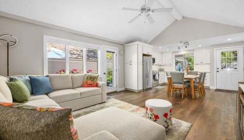 Charming cottage in New Seabury in Mashpee