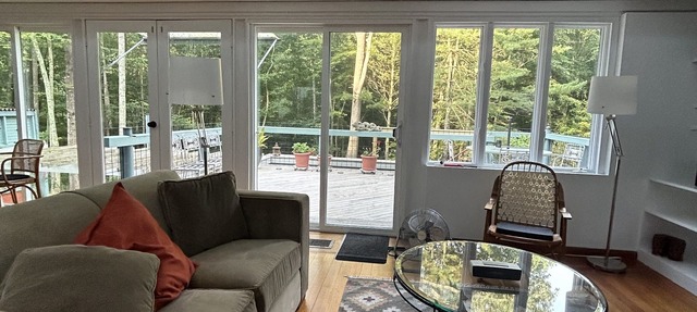 Charming country retreat. Minutes away from the beach! A perfect getaway! in Clinton